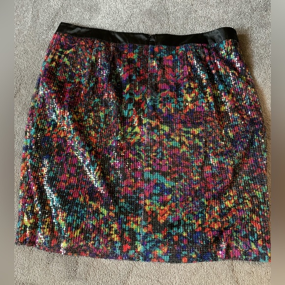 Sequined holiday skirt - Picture 2 of 6
